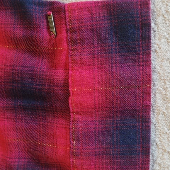 Tommy Hilfiger Women's Long Sleeve Button Up Plaid Shirt - Picture 14 of 14